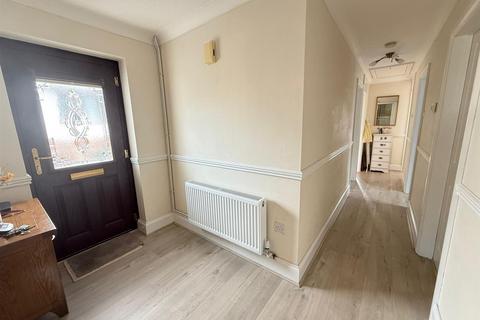 11 Brynglas, Penygroes, Llanelli, SA14 7PY