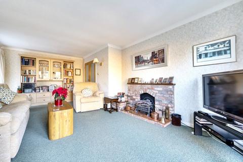 4 bedroom detached house for sale, Coleridge Avenue, Hampshire GU46