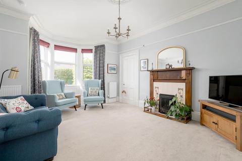 102 Main Street, Roslin, EH25 9LT
