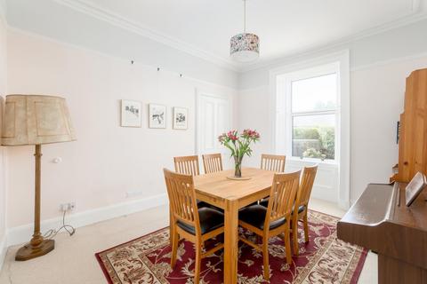 102 Main Street, Roslin, EH25 9LT