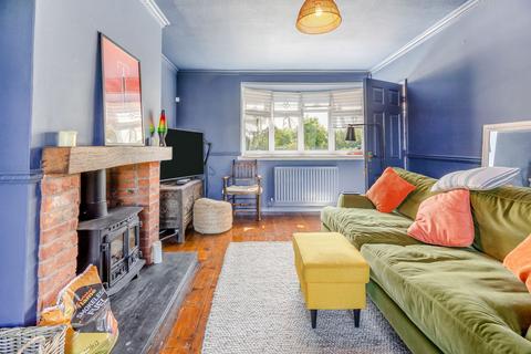 59 Kiddemore Green Road, Brewood, Stafford, ST19 9BQ