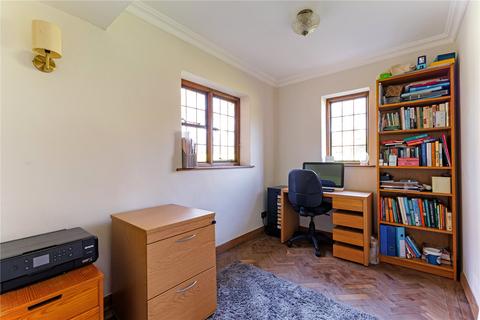 undefined, Dippenhall, Farnham, Surrey, GU10