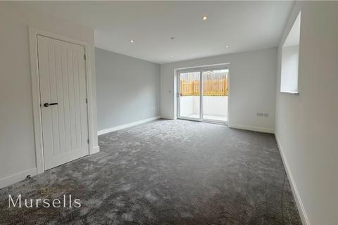 2 bedroom detached house for sale, The Burrows, Poole BH15