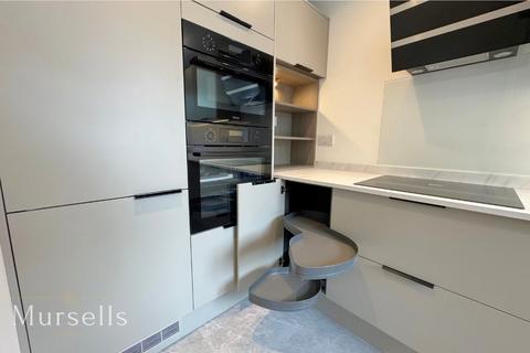 2 bedroom detached house for sale, The Burrows, Poole BH15