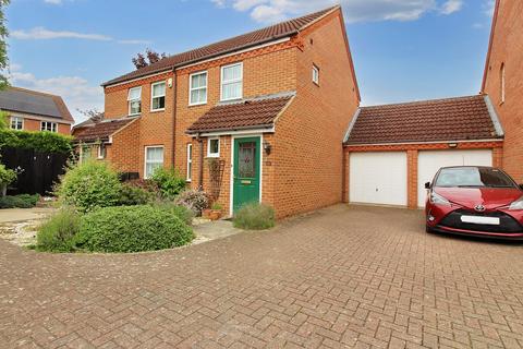 15 Mallard Close, Shefford, SG17 5YS