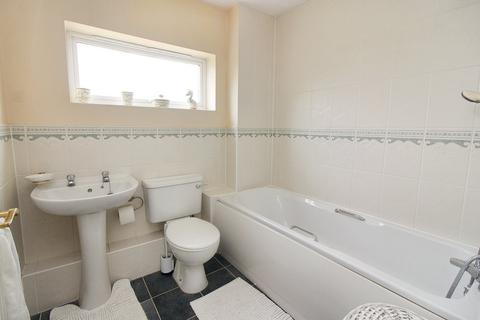 15 Mallard Close, Shefford, SG17 5YS