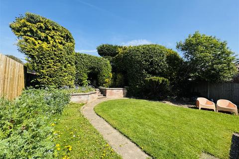 26 Honing Drive, Southwell, NG25 0LB
