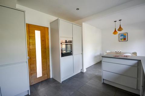 26 Honing Drive, Southwell, NG25 0LB