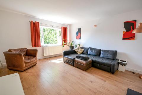 26 Honing Drive, Southwell, NG25 0LB