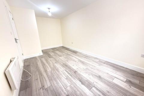 1 bedroom flat to rent, Gledwood drive, Hayes