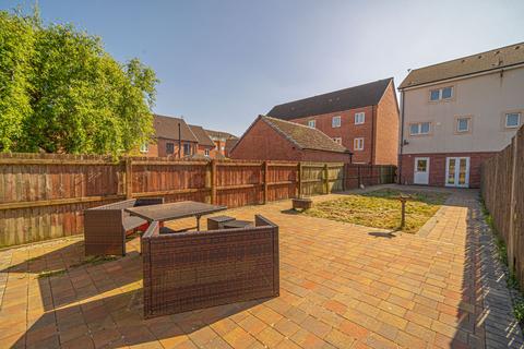 3 bedroom terraced house for sale, Argosy Way, Newport, NP19