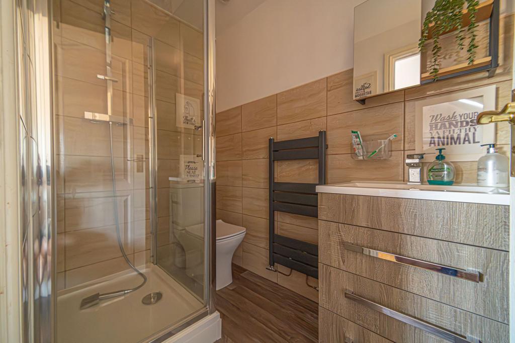 Ensuite