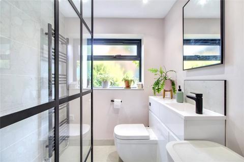 13 Caistor Lane, Poringland, Norwich, NR14 7QT