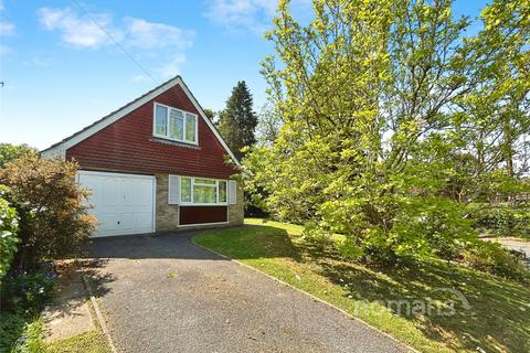 3 bedroom detached house for sale, Freshwood Drive, Yateley, Hampshire