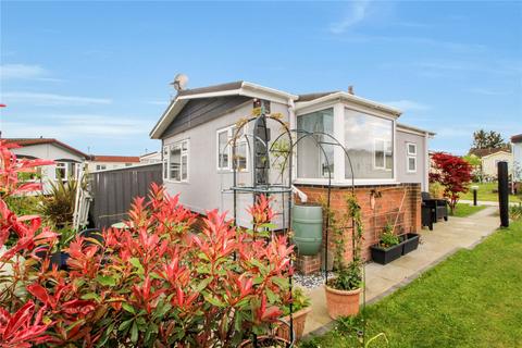 1 bedroom retirement property for sale, William Green, Tower Park, Hullbridge, Hockley, SS5