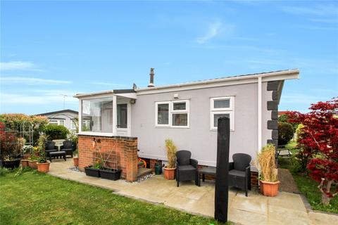 1 bedroom retirement property for sale, William Green, Tower Park, Hullbridge, Hockley, SS5