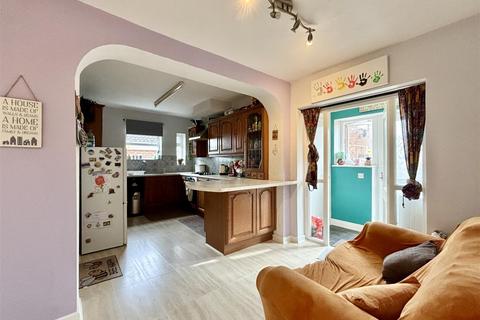 undefined, Sandringham Road, Bradford BD14