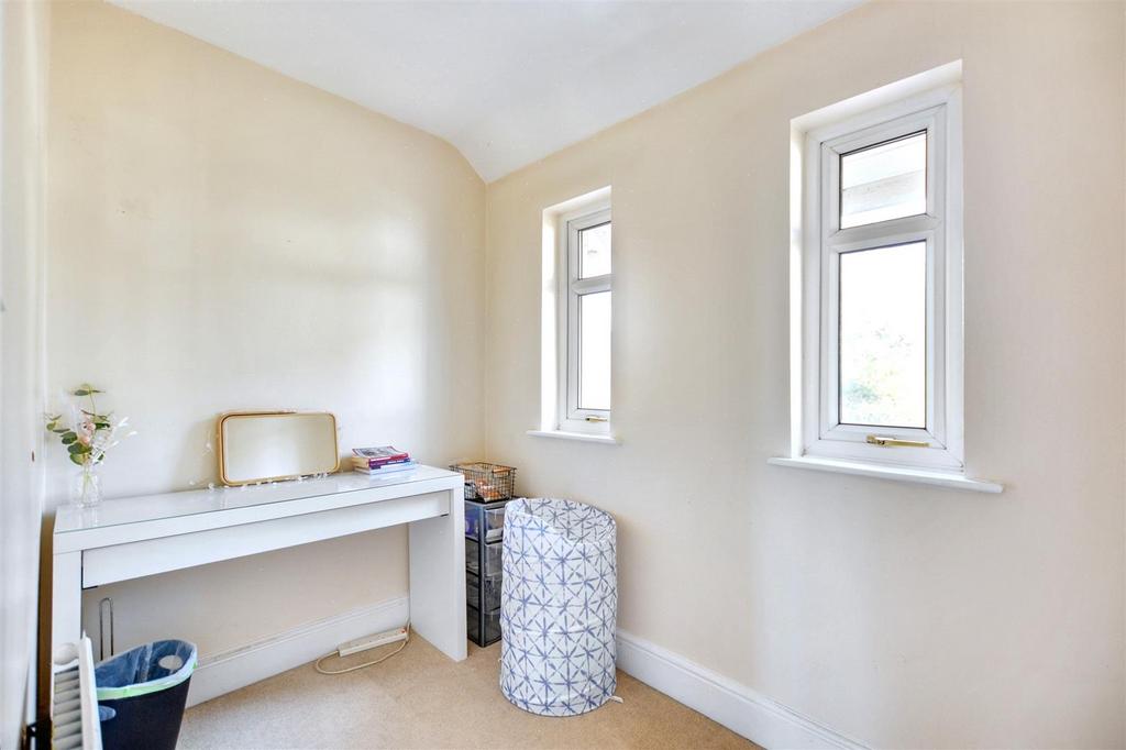 Bedroom 4 1.jpeg