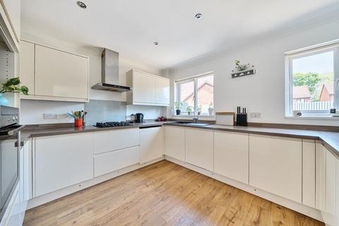 undefined, Alder Hill Drive, Southampton SO40