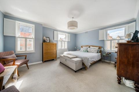 36 Ravensdon Street, London, SE11 4AR