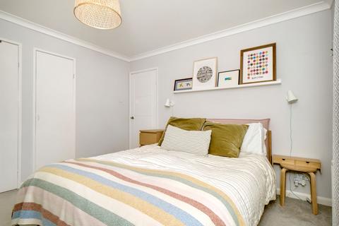 2 Broomieknowe Park, Bonnyrigg, EH19 2JA