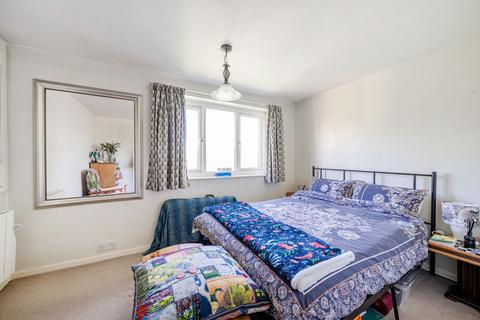 undefined, Lincoln Grove, Harrogate, HG3