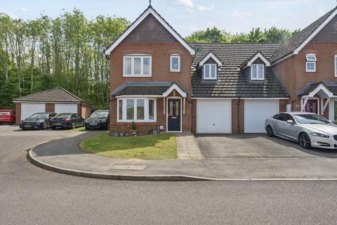 21 Britannia Drive, Beggarwood, Basingstoke, RG22 4FW