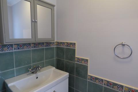 4 bedroom detached house to rent, Eisenhower Road, Laindon, Basildon, SS15