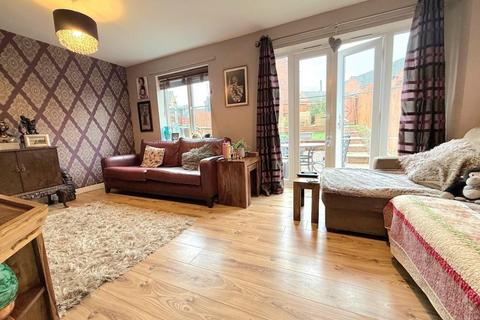 2 bedroom terraced house for sale, South Meadow Close, Northampton NN5