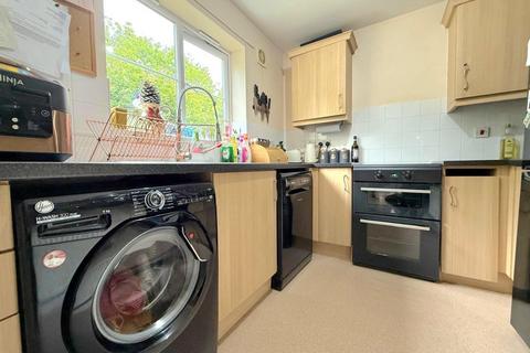 2 bedroom terraced house for sale, South Meadow Close, Northampton NN5