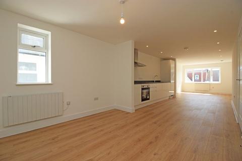 2 bedroom flat to rent, Norfolk Road, Margate, Kent, CT9