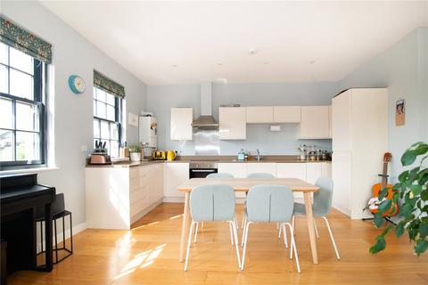 4 Athelstan Place, Twickenham, TW2 6AY