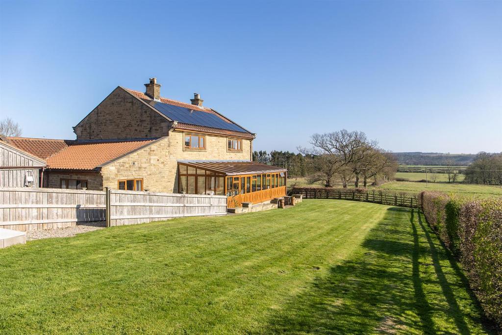 House & Gardens