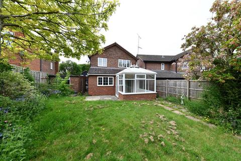 10 Dawlish Close, Stevenage, SG2 8UQ