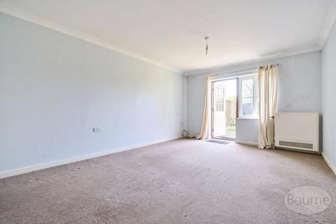 2 bedroom bungalow for sale, Gammon Close, Petersfield, Hampshire, GU31