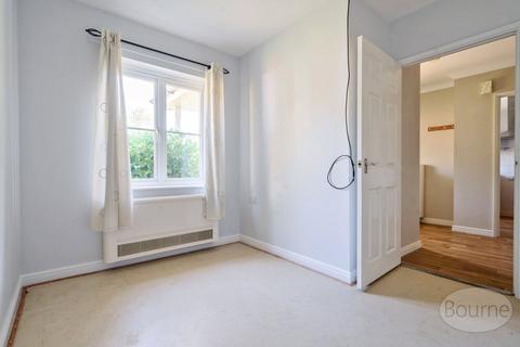 2 bedroom bungalow for sale, Gammon Close, Petersfield, Hampshire, GU31