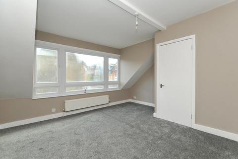 67b Cecile Park, London, N8 9AR