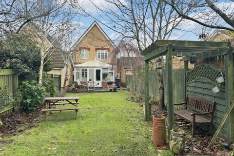 undefined, Hawkins Way, Bovingdon HP3