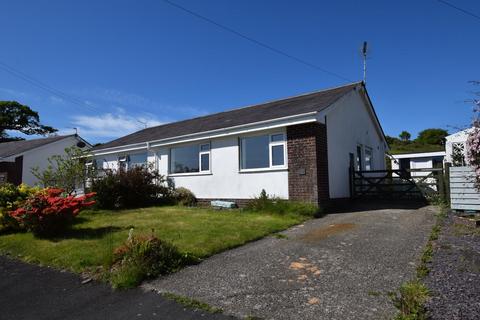 undefined, Bryn Tyddyn, Pentrefelin