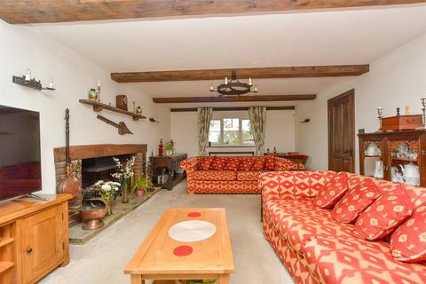 4 bedroom detached house for sale, Plum Tree Lane, Stockbury, Sittingbourne, Kent