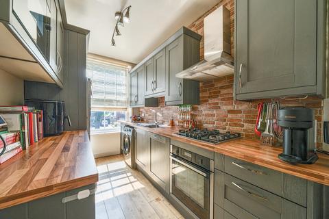 Flat 2, 41 West Park, London, SE9 4RZ