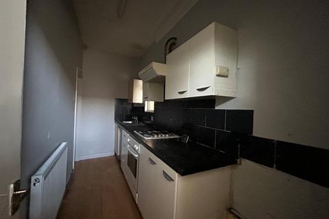11 Chellow Street, Bradford, BD5 9QG