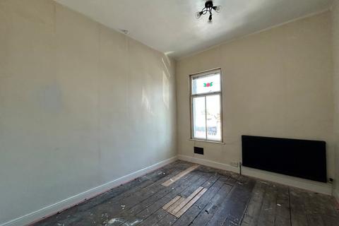 11 Chellow Street, Bradford, BD5 9QG