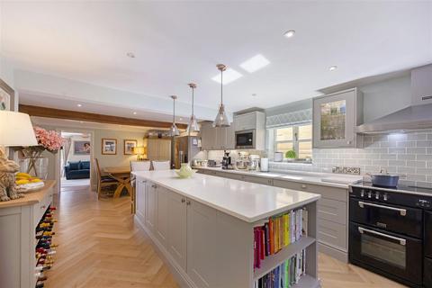 Oddfellows Cottage Back Lane, Winchcombe, Cheltenham, GL54 5QJ