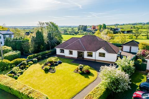 4 bedroom detached bungalow for sale, Humbie Lawns, Newton Mearns, G77