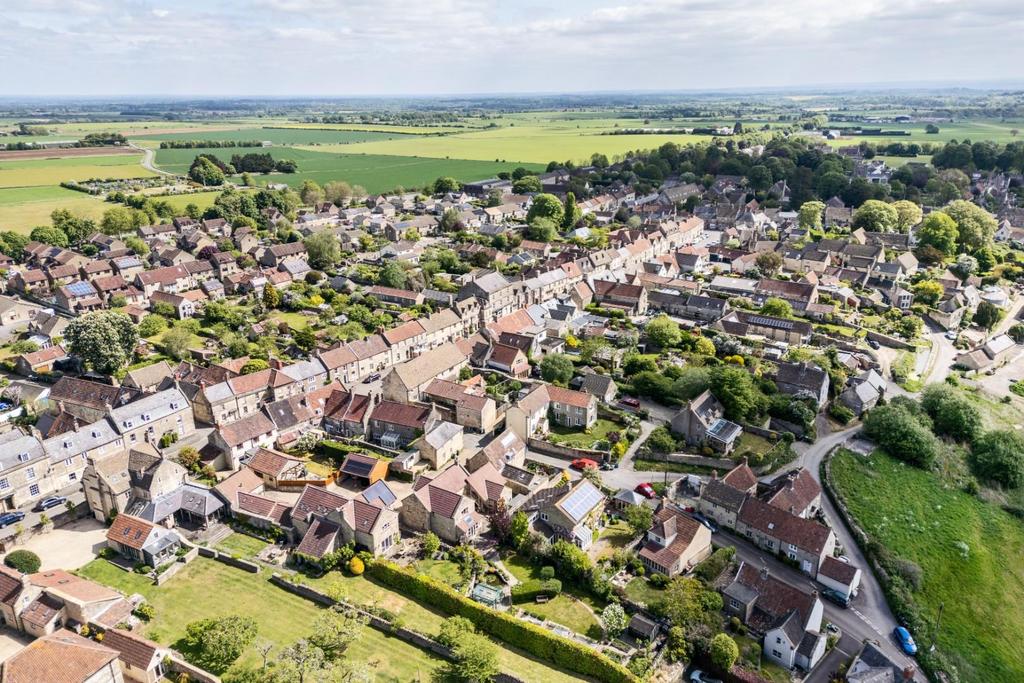 3 Sheepfair Lane, Marshfield SN14 8 NA-8.jpg