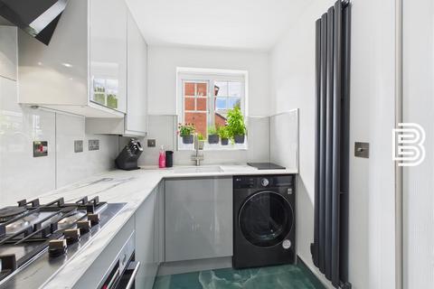 2 bedroom end of terrace house for sale, Izod Road, Rugby CV21