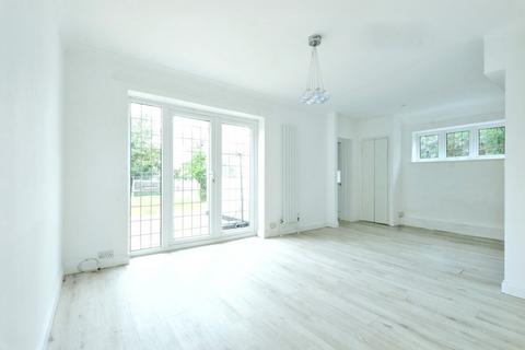 3 bedroom semi-detached house for sale, New Road, Chelmsford CM1