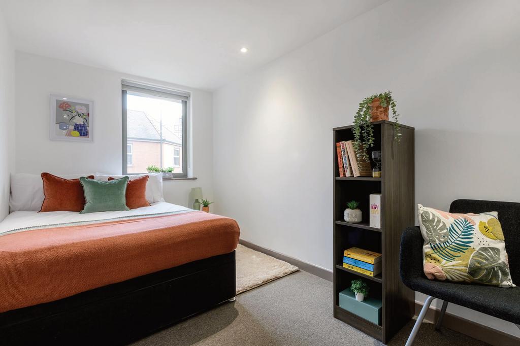 Experience comfort in this stylish double bedro...