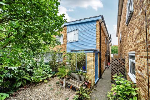4, Terry Court Clyde Road, Wallington, SM6 8QA